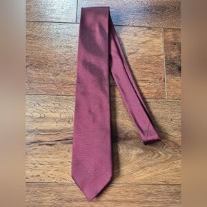 Gucci 100% Silk Tie Necktie Made in Italy